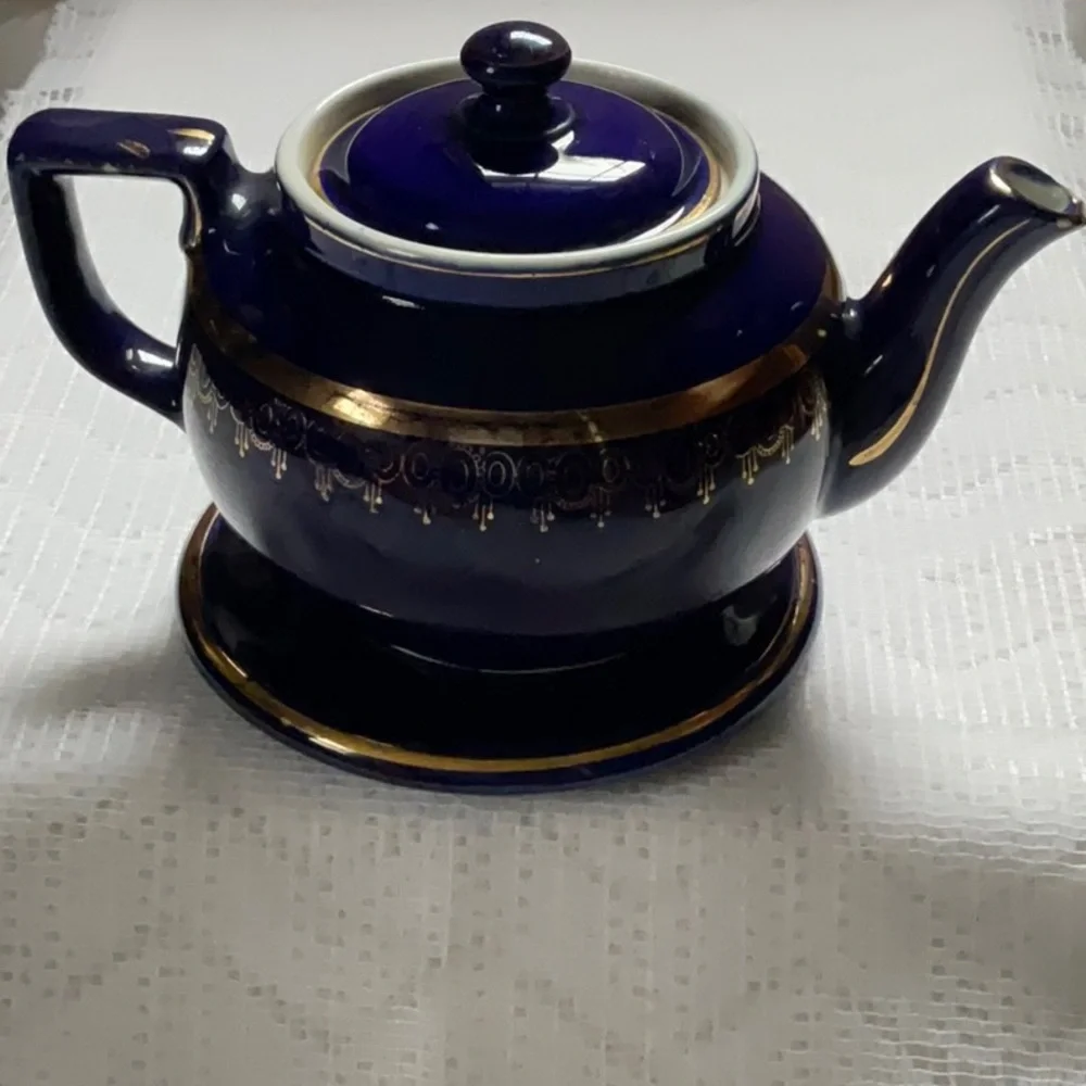 Vintage Hall’s China Cobalt and Gold Teapot and Trivet Boston